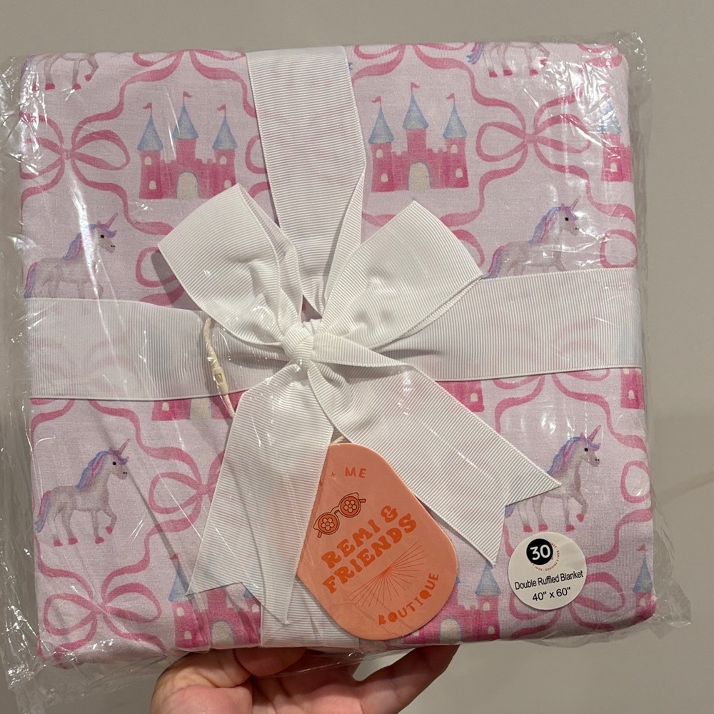 Remi & FriendsUnicorn Double Ruffle Blanket 40”x60” NWT